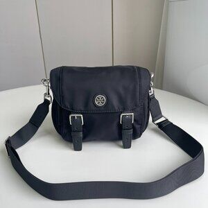 NWT TORY BURCH NYLON SMALL MESSENGER